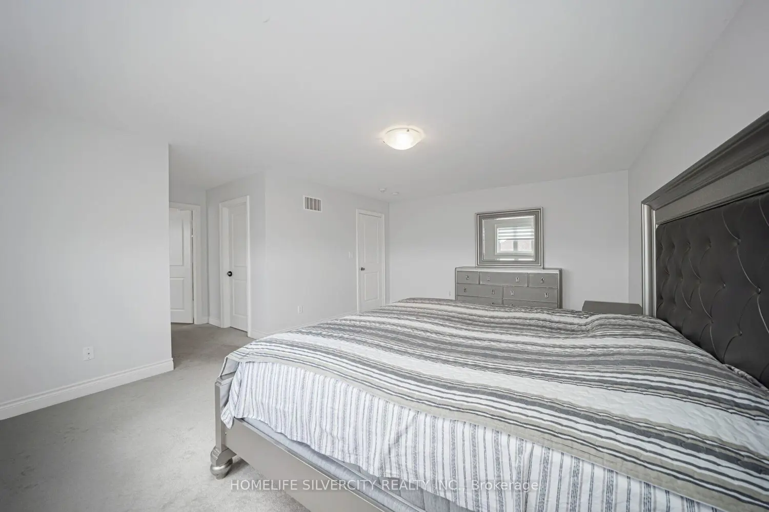 Additional image 13 of 8 Mitchell Crescent