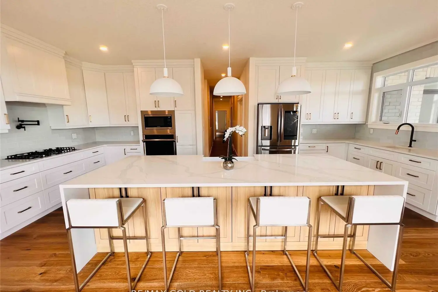 Additional image 7 of 3761 Queen Street