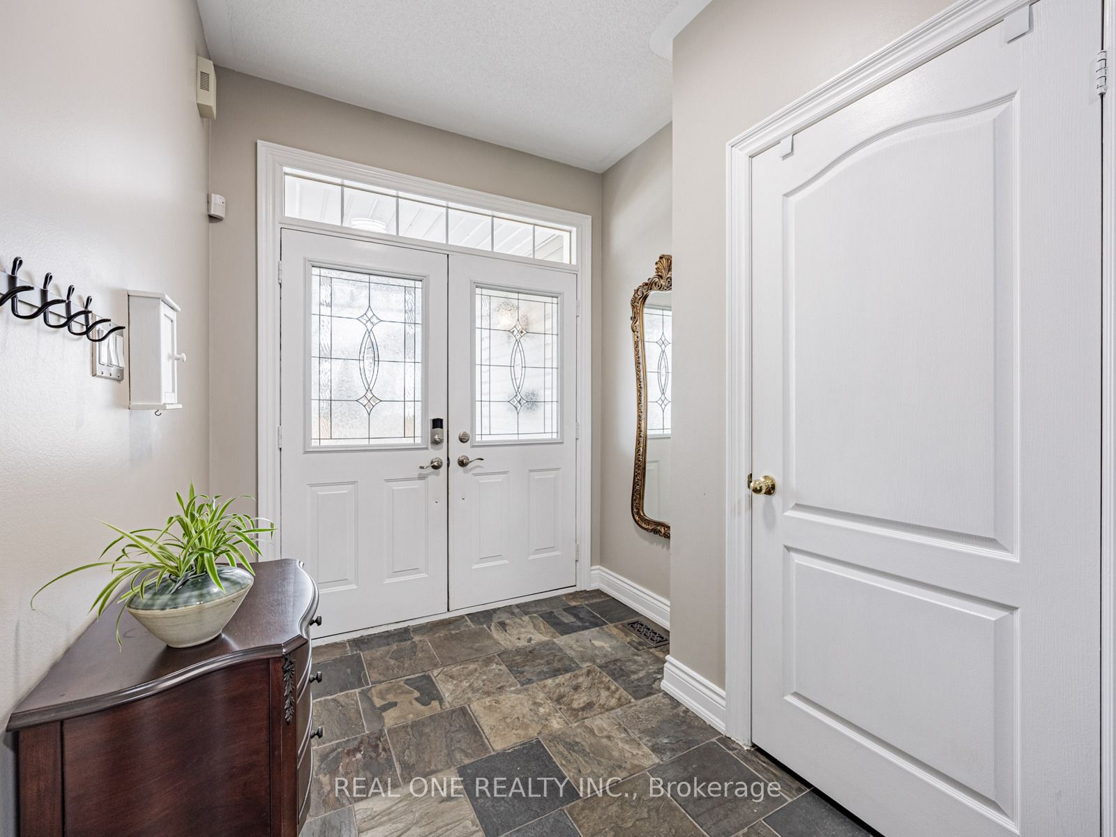 Additional image 2 of 51 Hanson Crescent, Whitby, ON, L1M 2K9