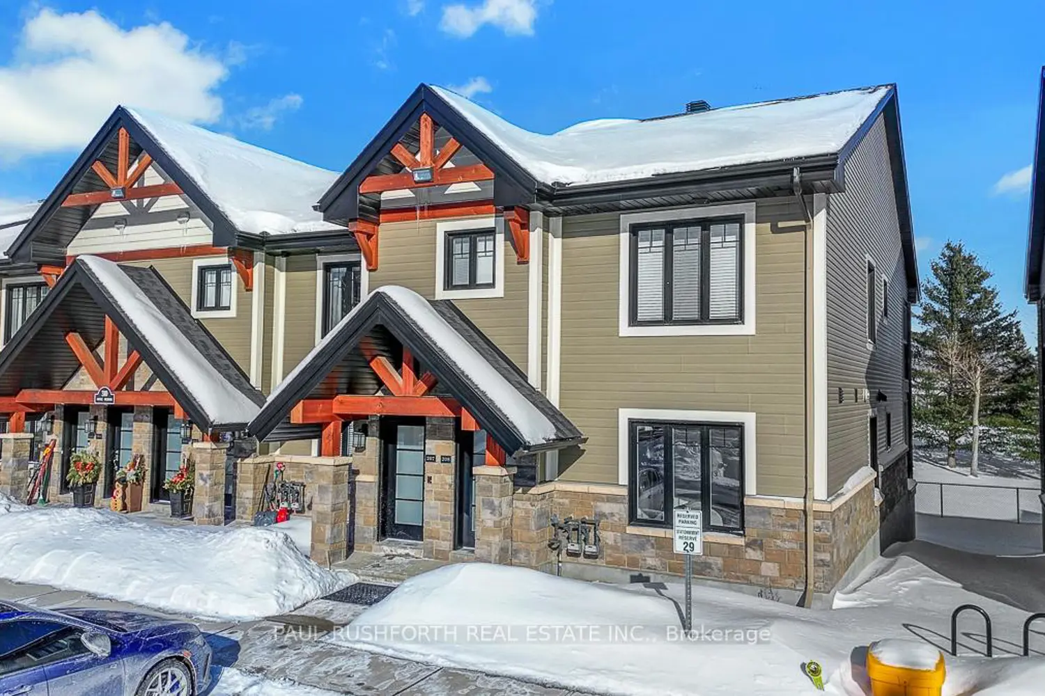 310 Montee Outaouais Street 208
