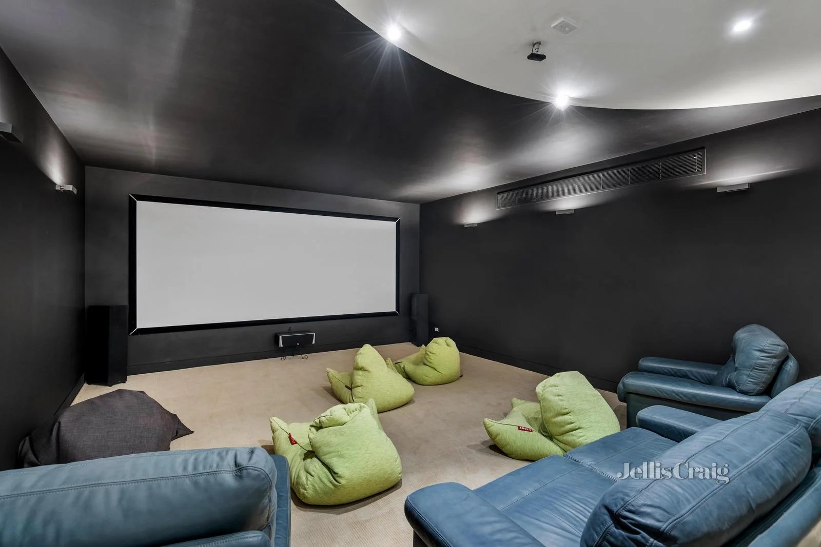 Additional image 13 of 4 Pleasant View Crescent, Wheelers Hill VIC 3150