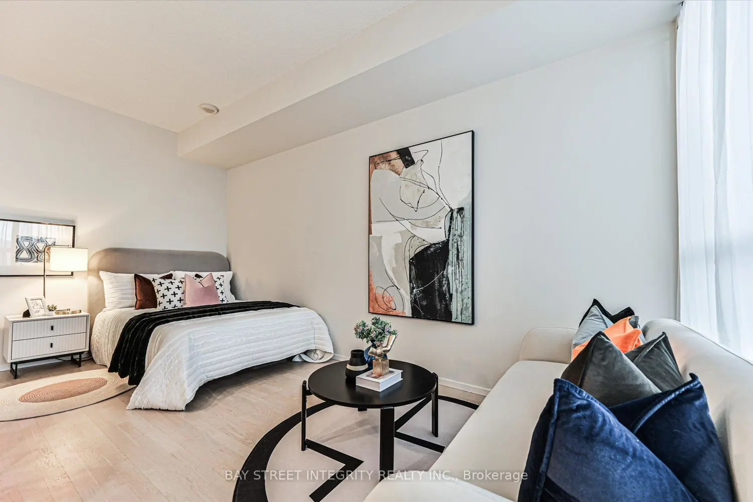 Additional image 8 of 101 Charles Street 1709