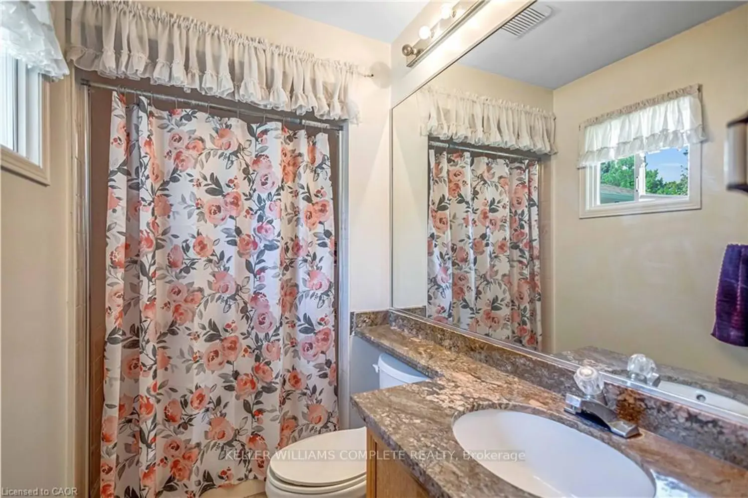 Additional image 12 of 375 Silverbirch Boulevard