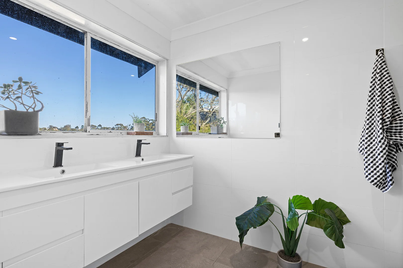 Additional image 9 of 6 Valley Way, Gymea Bay NSW 2227