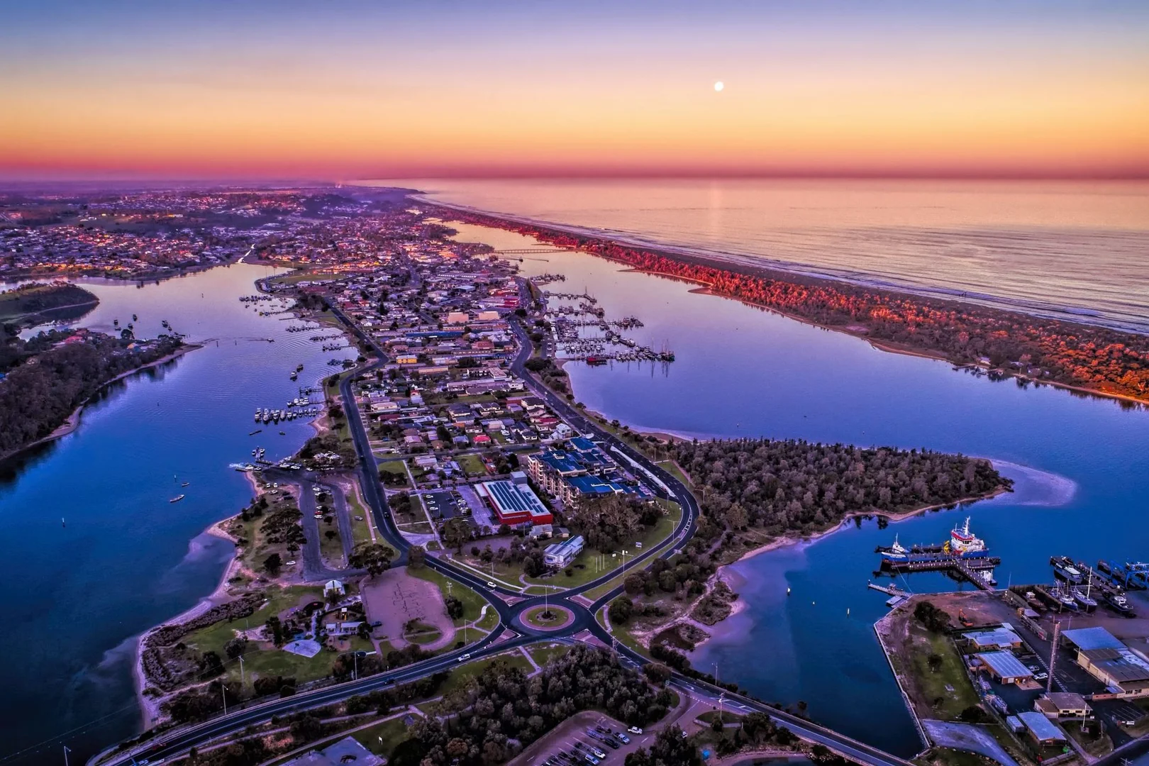 Additional image 5 of 32 Lawson Drive, Lakes Entrance VIC 3909