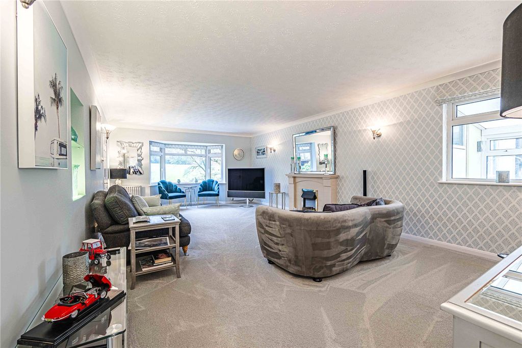 Additional image 2 of Land for saleRucklers Lane, Kings Langley, Hertfordshire WD4