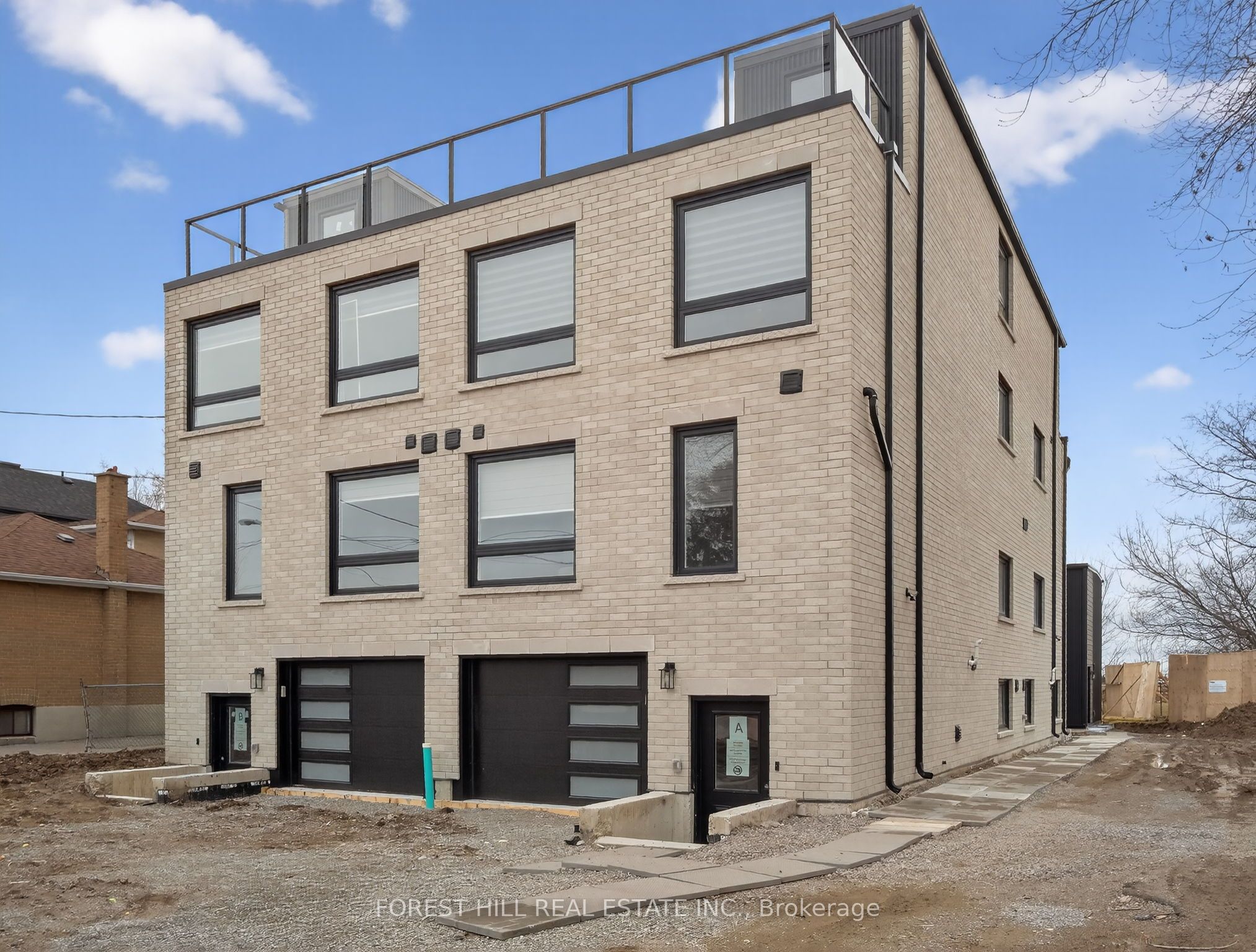 D-279 Reiner Road, Toronto, ON, M3H 2M5