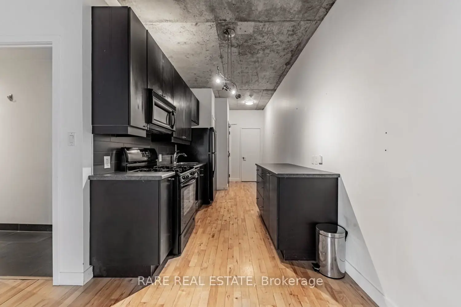 Additional image 8 of 42 Camden Street 302