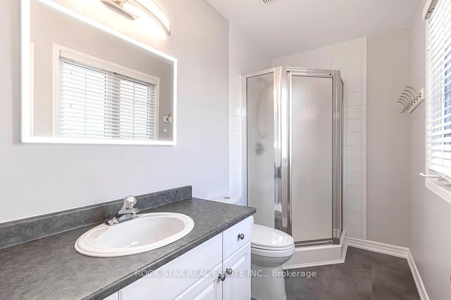 Additional image 11 of 9872 Florence Street