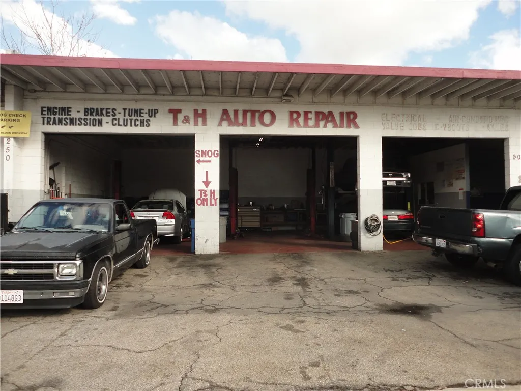 Additional image 5 of 250 S Towne Ave, Pomona, CA 91766