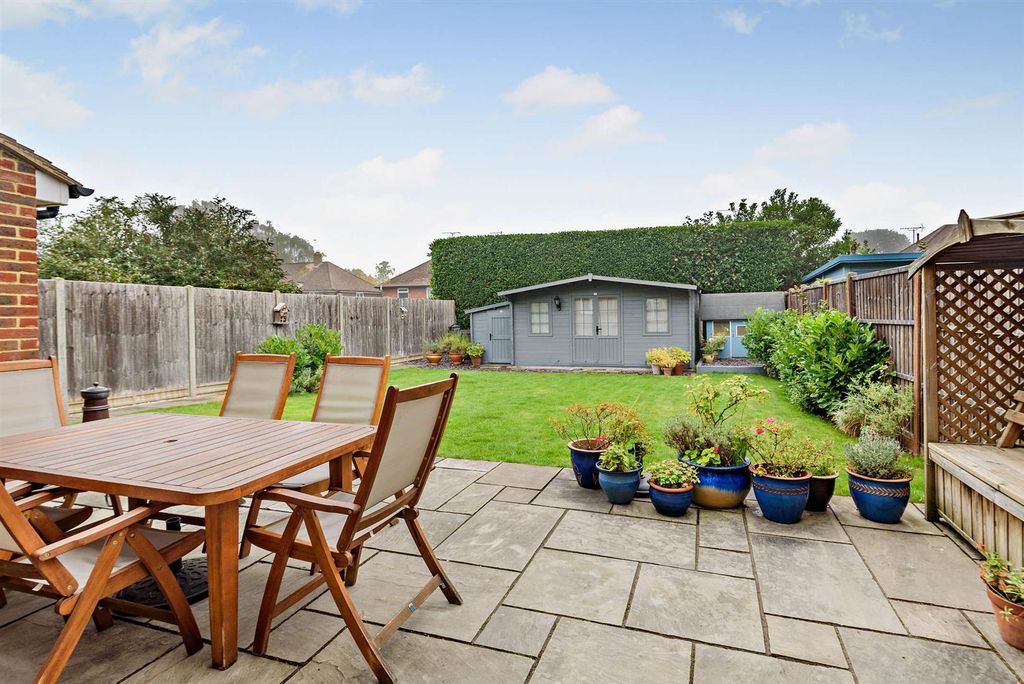 Additional image 18 of 4 bed semi-detached house for saleBracken Way, Chobham, Woking GU24
