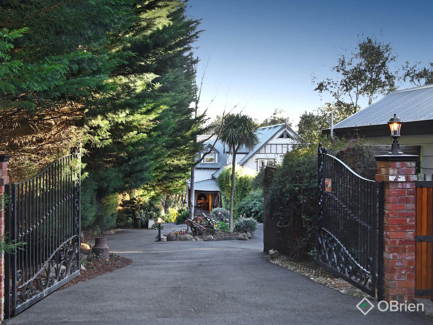 95 North Mountain Road, Heathcote Junction VIC 3758