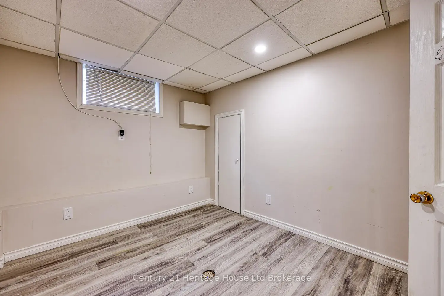 Additional image 14 of 719 Peel Street