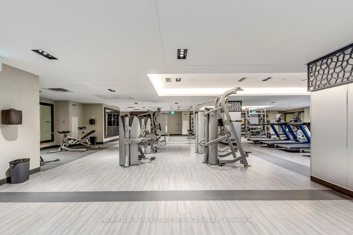 Additional image 17 of 543 Richmond Street 1116