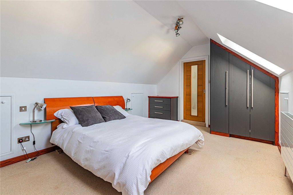 Additional image 9 of 4 bed terraced house for saleGrange Lane, Letchmore Heath, Watford, Hertfordshire WD25