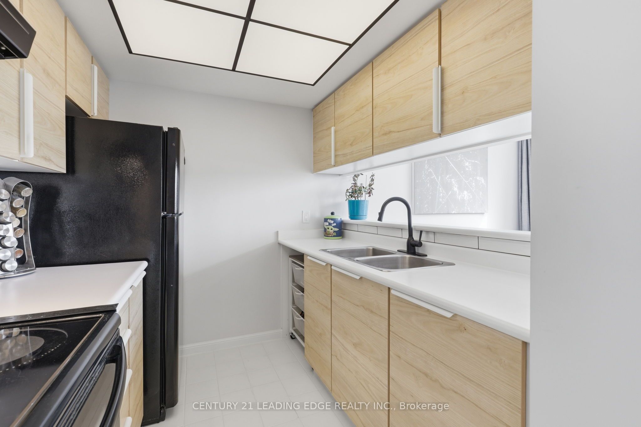 Additional image 4 of 1102-75 Ellen Street, Barrie, ON, L4N 7R6