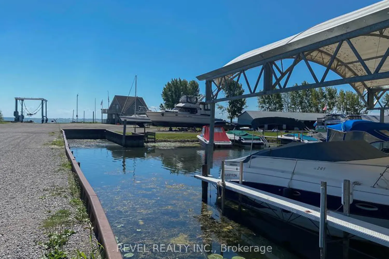 Additional image 19 of 70 Bluewater Avenue 12