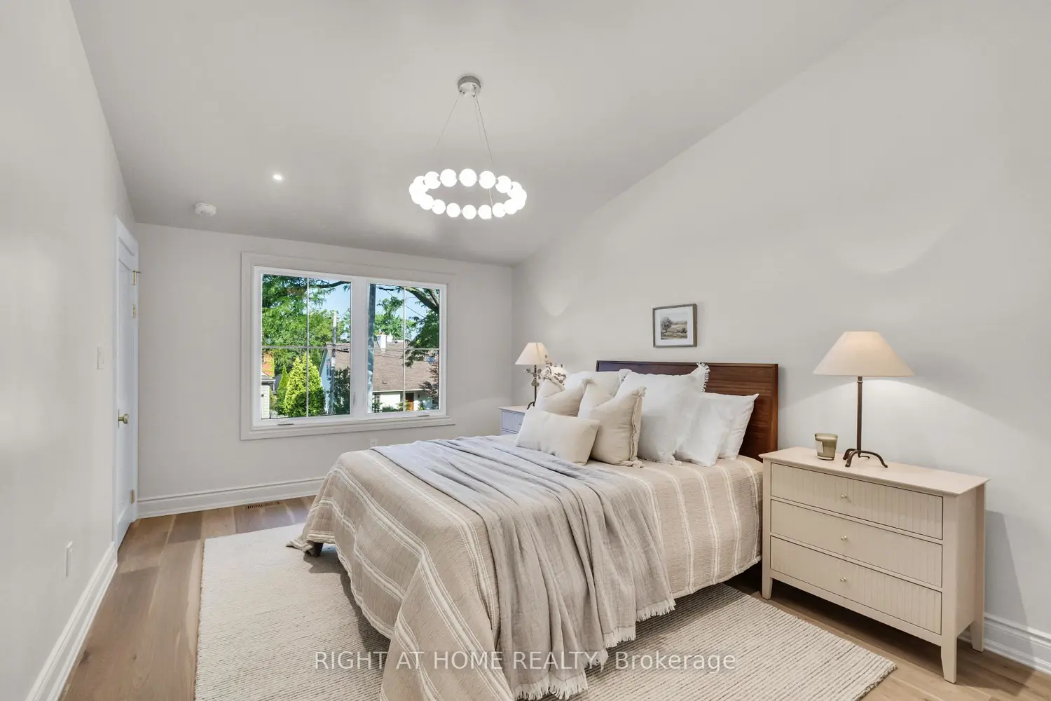 Additional image 8 of 393 Hess Street