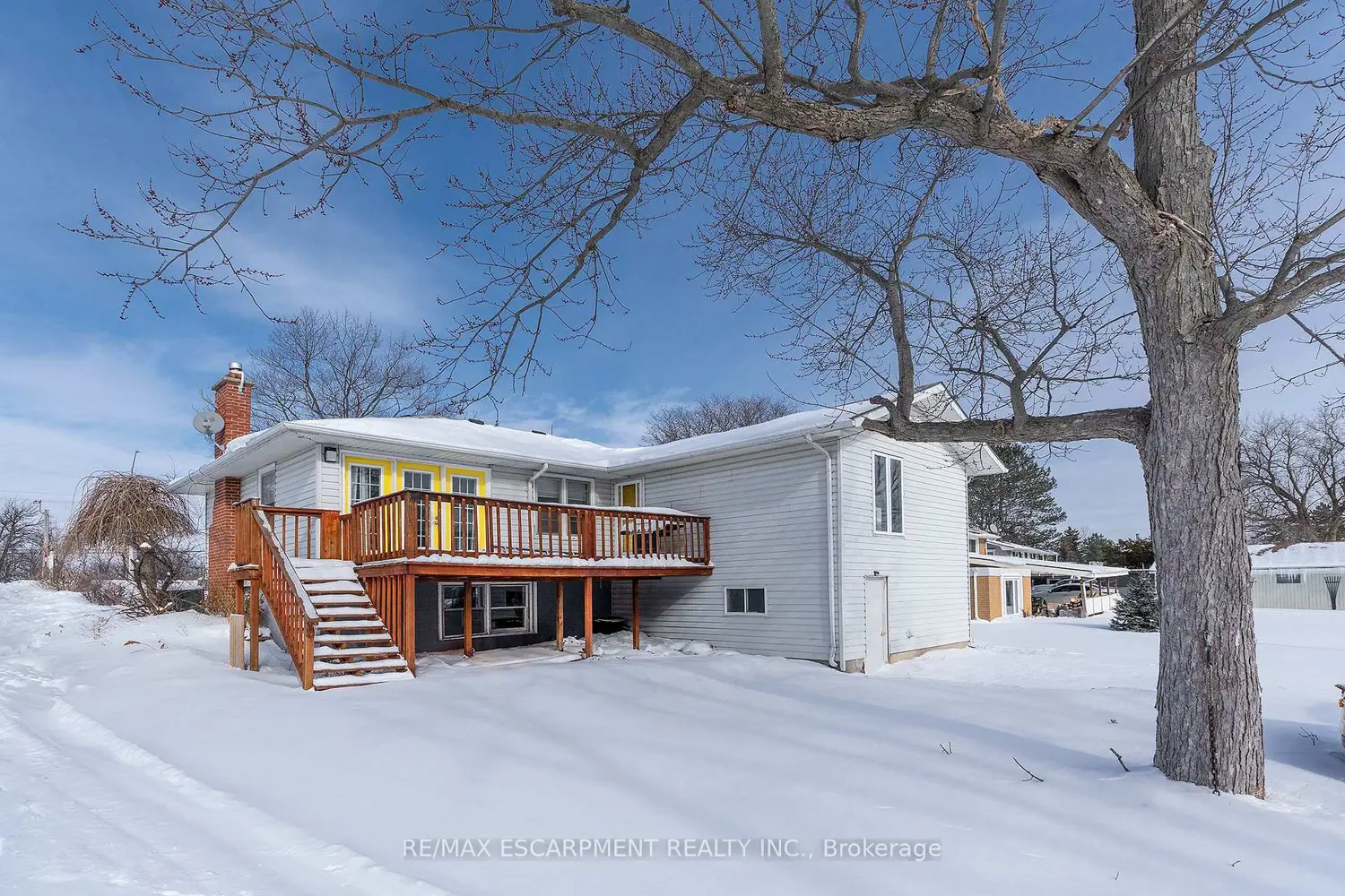 Additional image 17 of 2448 Wilson Street