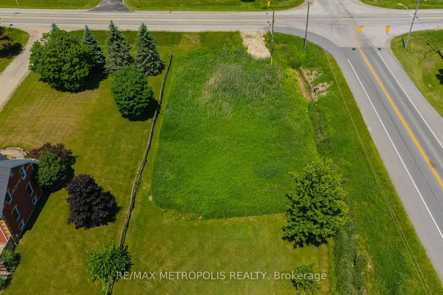 Additional image 2 of 7462 Wellington 11 Road