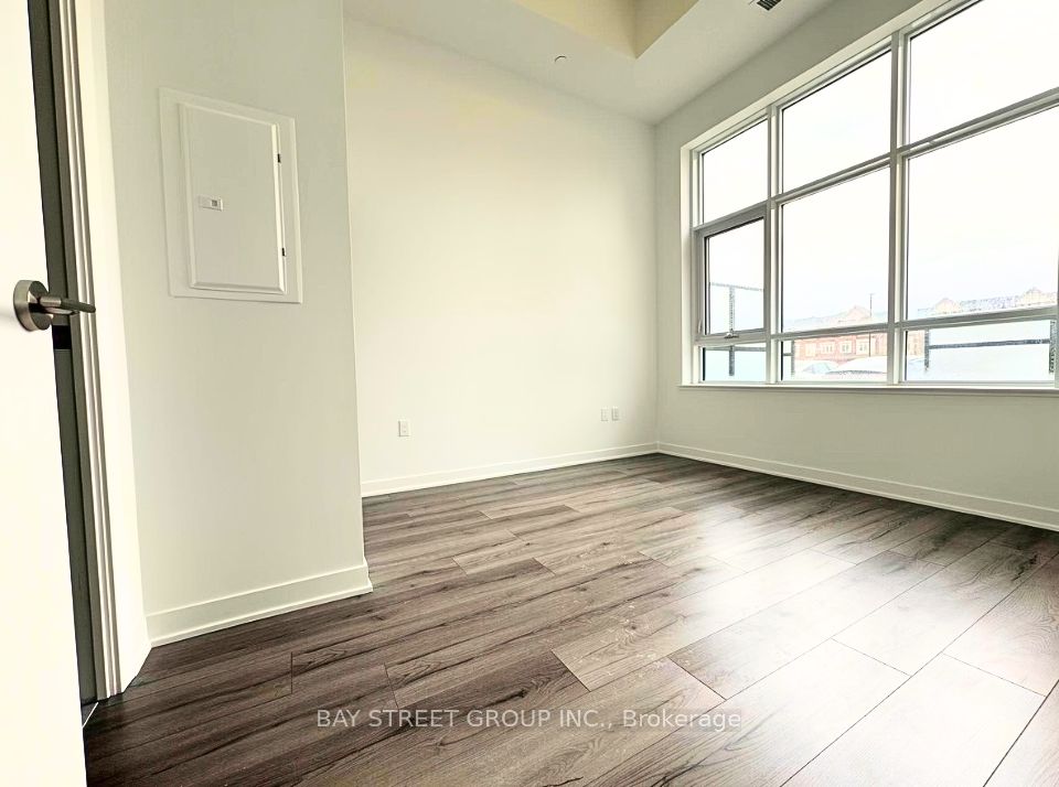 Additional image 5 of 130-395 Dundas Street W, Oakville, ON, L6M 5R8