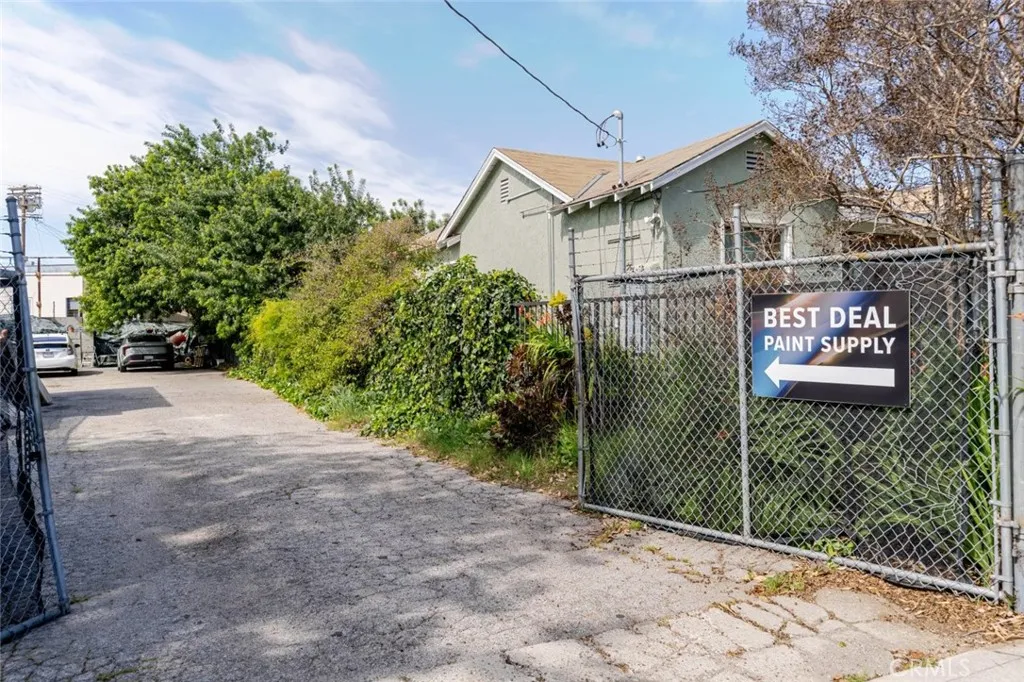 Additional image 28 of 7516 San Fernando Road, Sun Valley, CA 91352