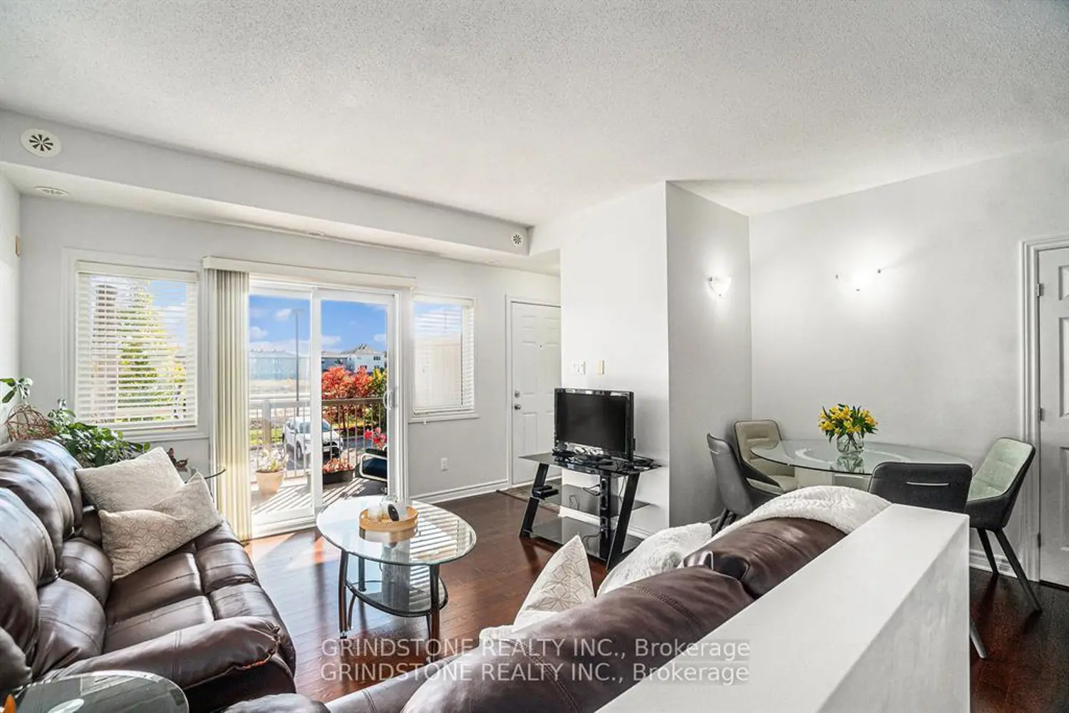 Additional image 6 of 137 Harthill Way L