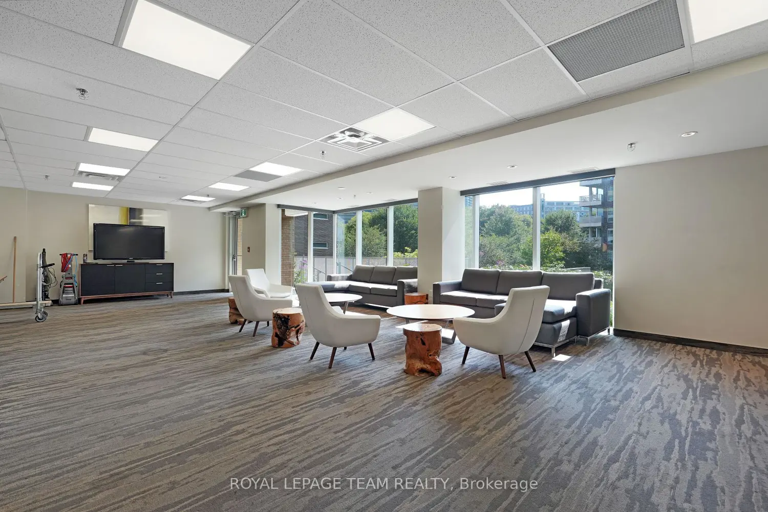Additional image 14 of 300C Lett Street 324