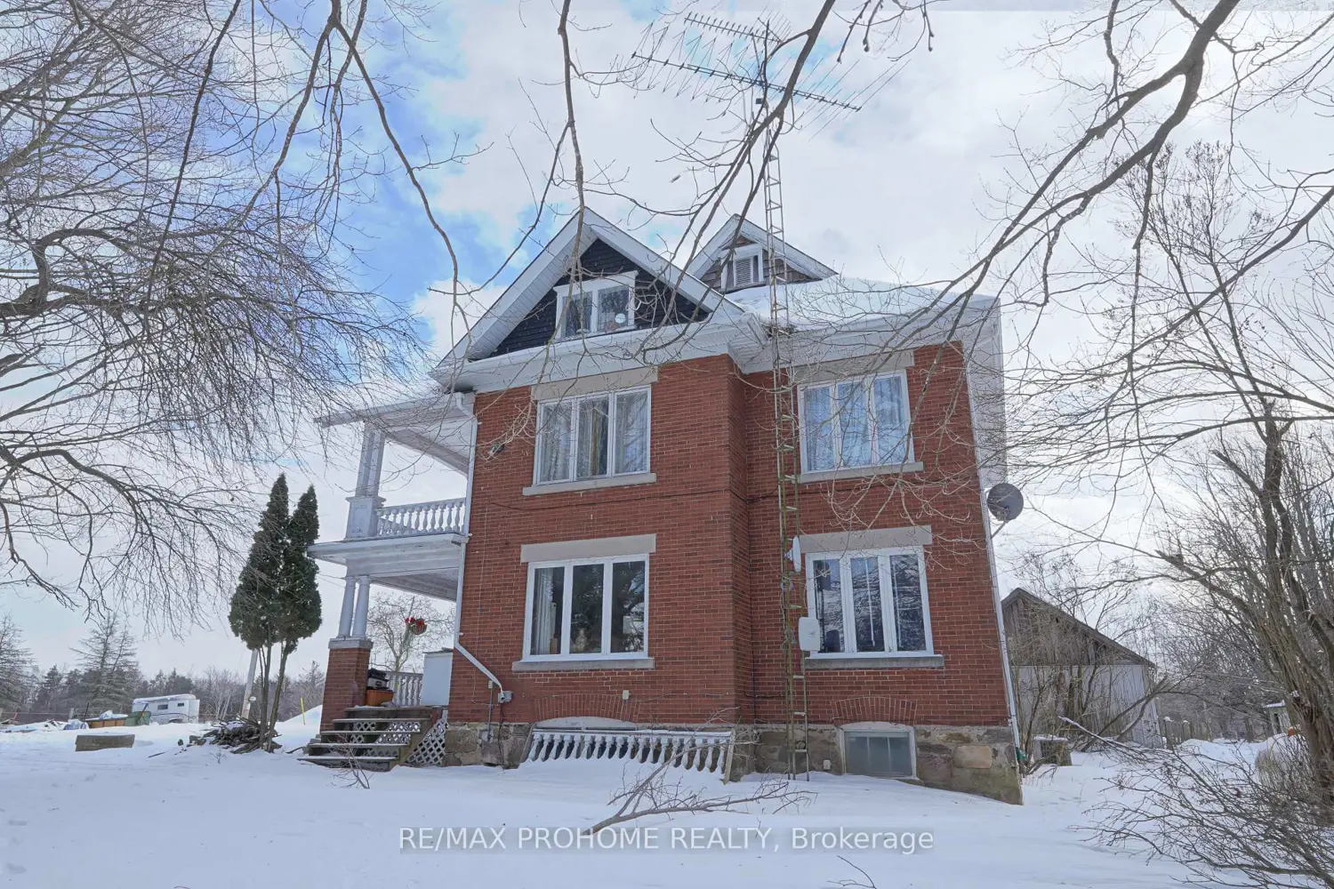 Additional image 19 of 3869 7Th Line