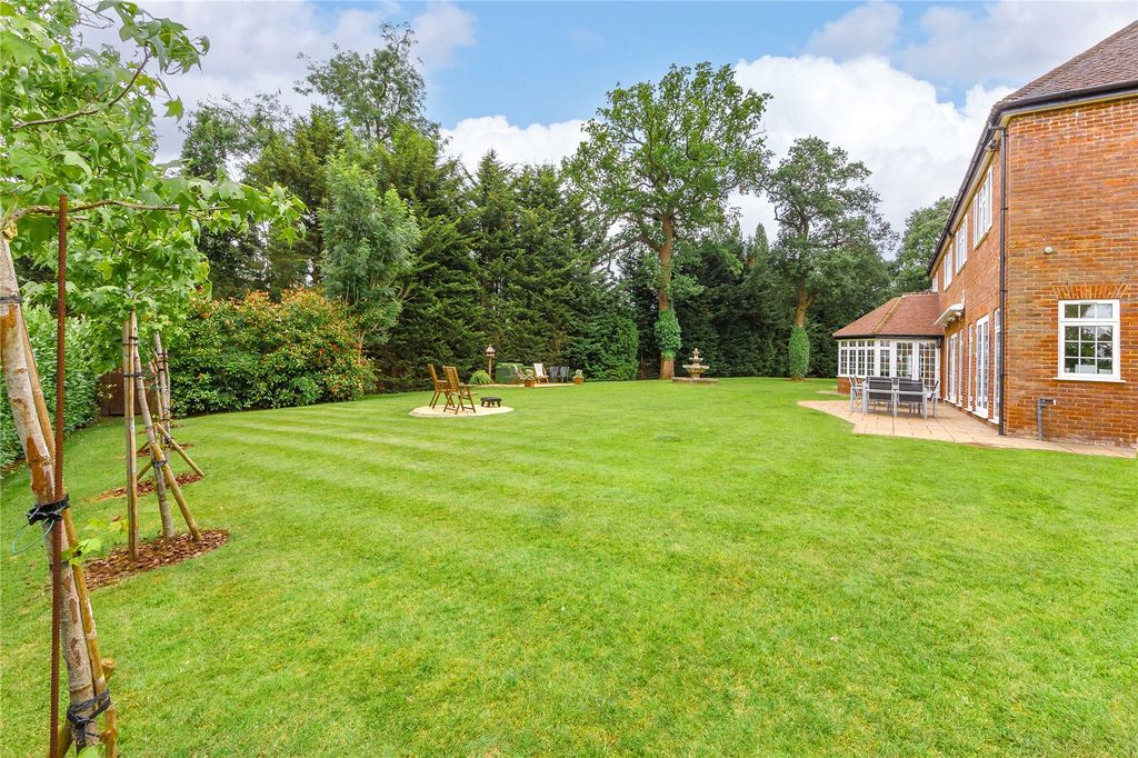Additional image 20 of 7 bed detached house for saleThe Leys, Loom Lane, Radlett, Hertfordshire WD7