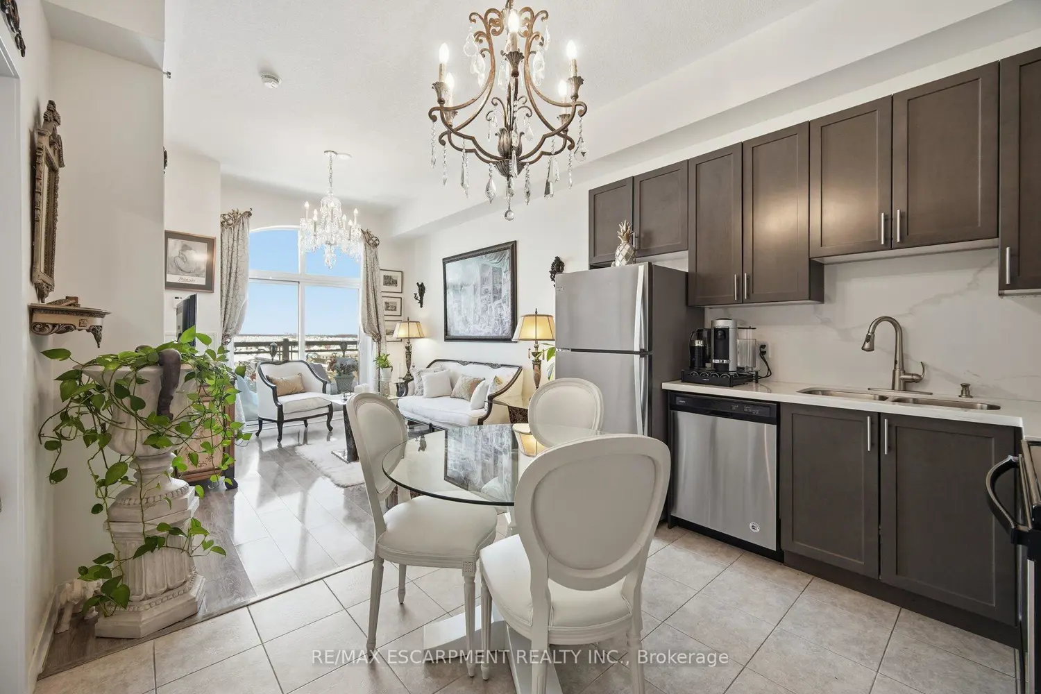 Additional image 8 of 2486 Old Bronte Road Ph #811