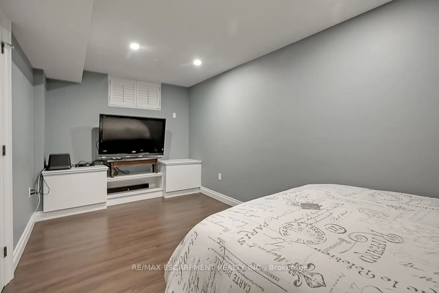 Additional image 16 of 2428 Lakeshore Road