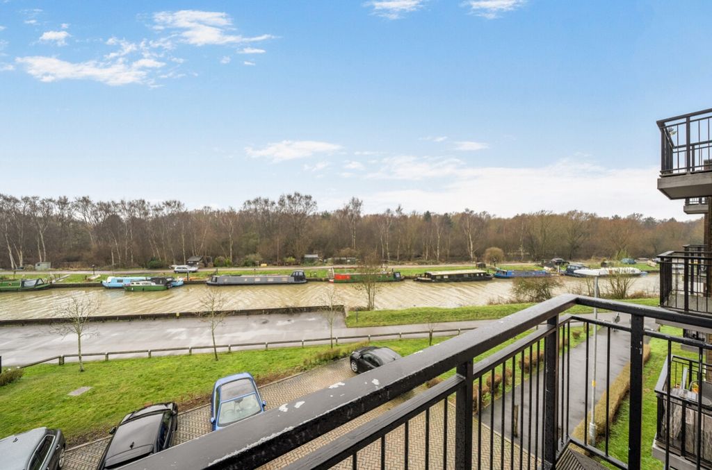 Additional image 4 of 2 bed flat for saleAngelica Road, Lincoln, Lincolnshire LN1