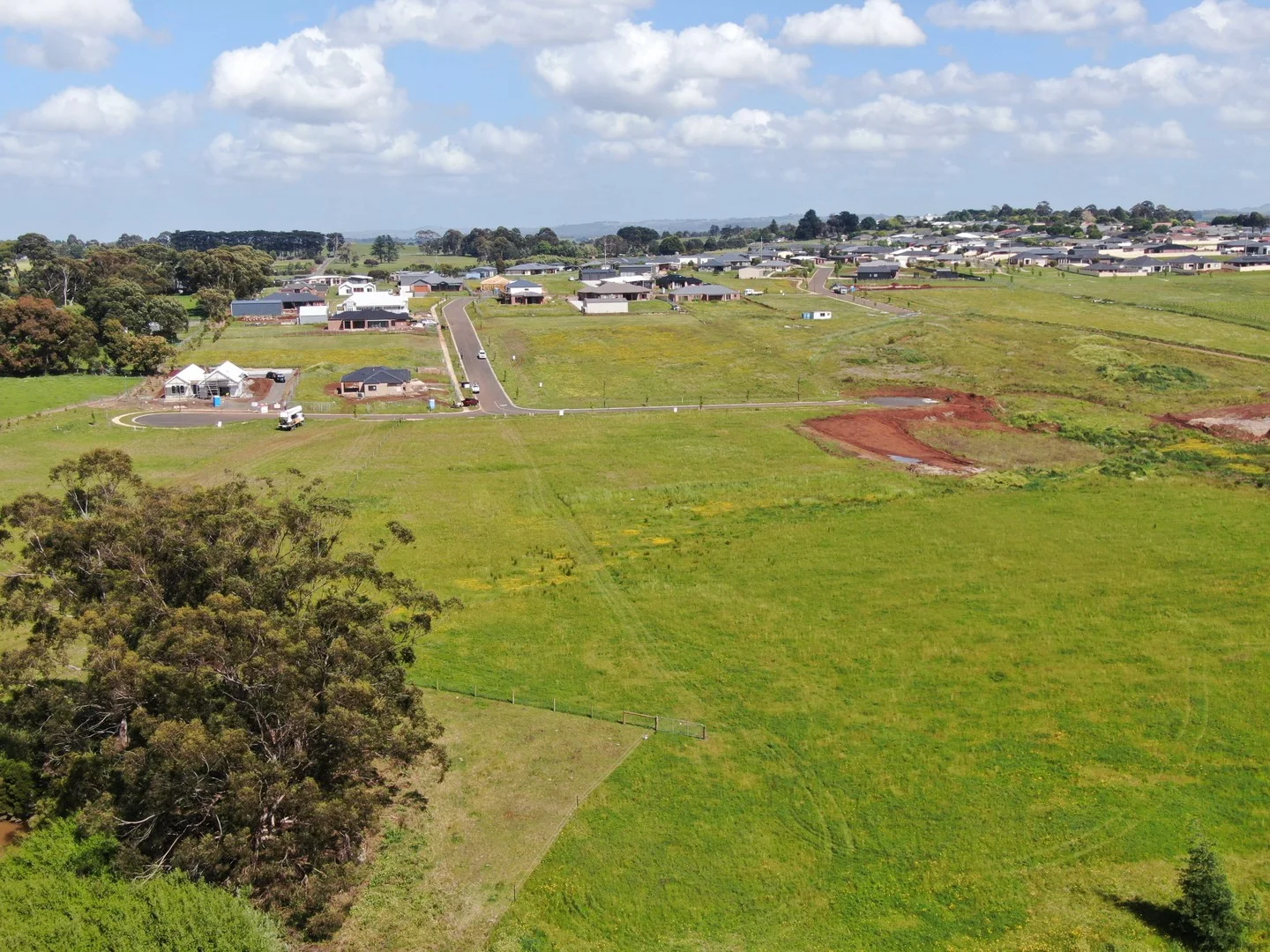 Additional image 2 of 9 River Drive, Leongatha VIC 3953