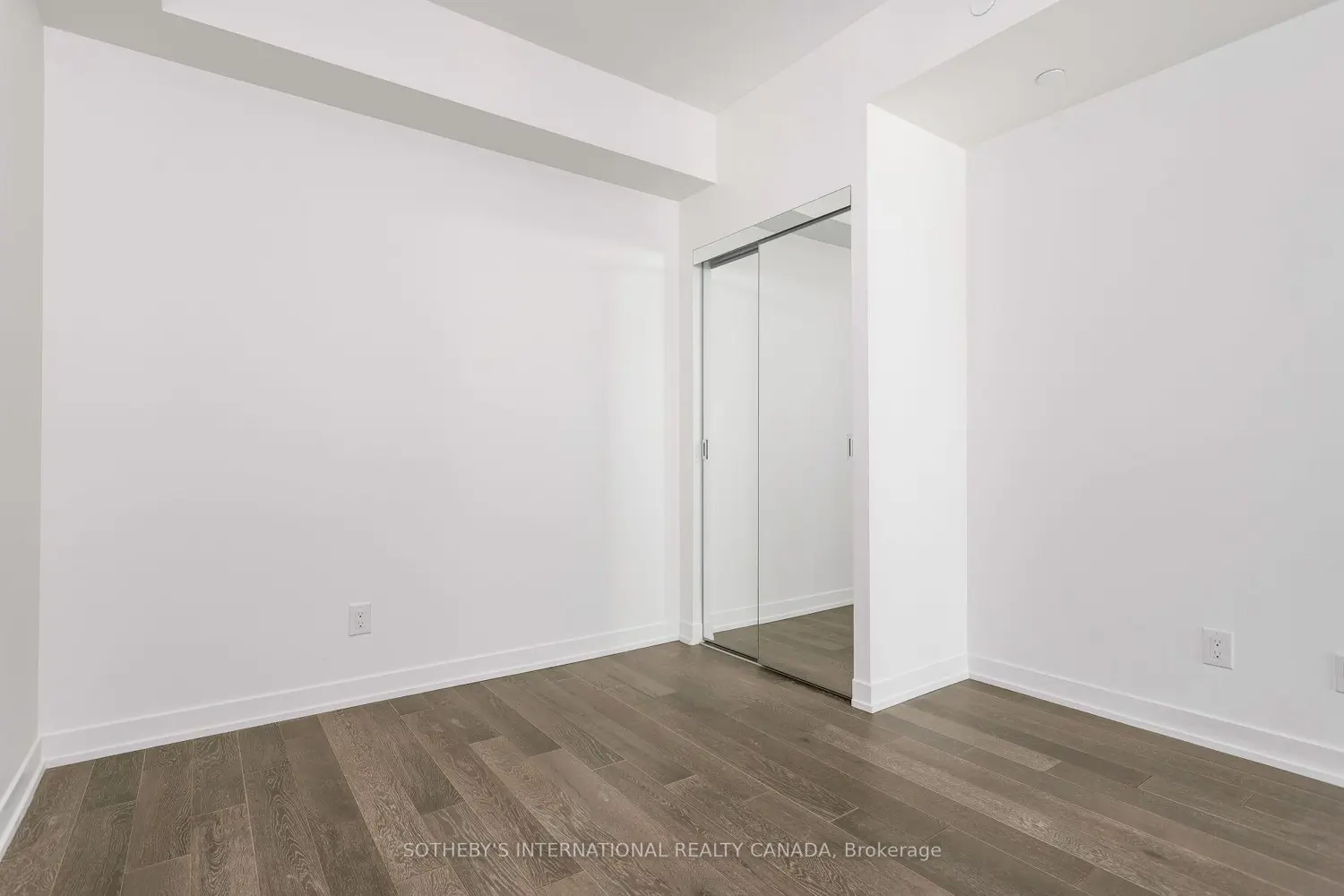 Additional image 11 of 1830 Bloor Street 716