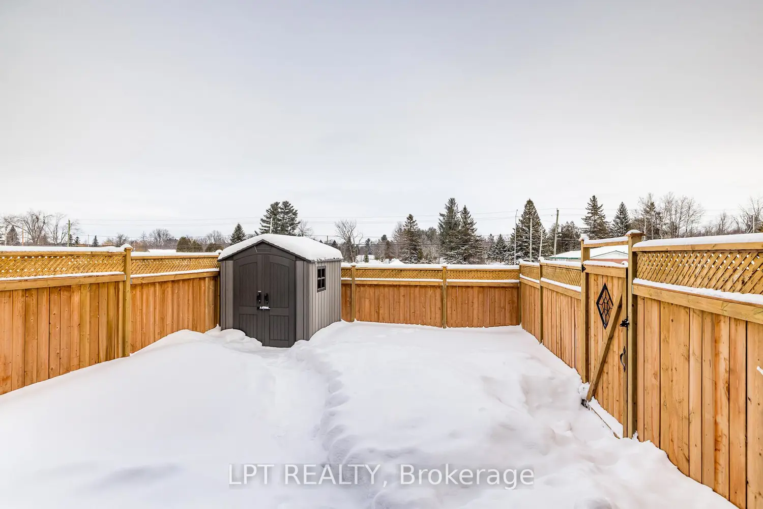 Additional image 19 of 618 Fisher Street