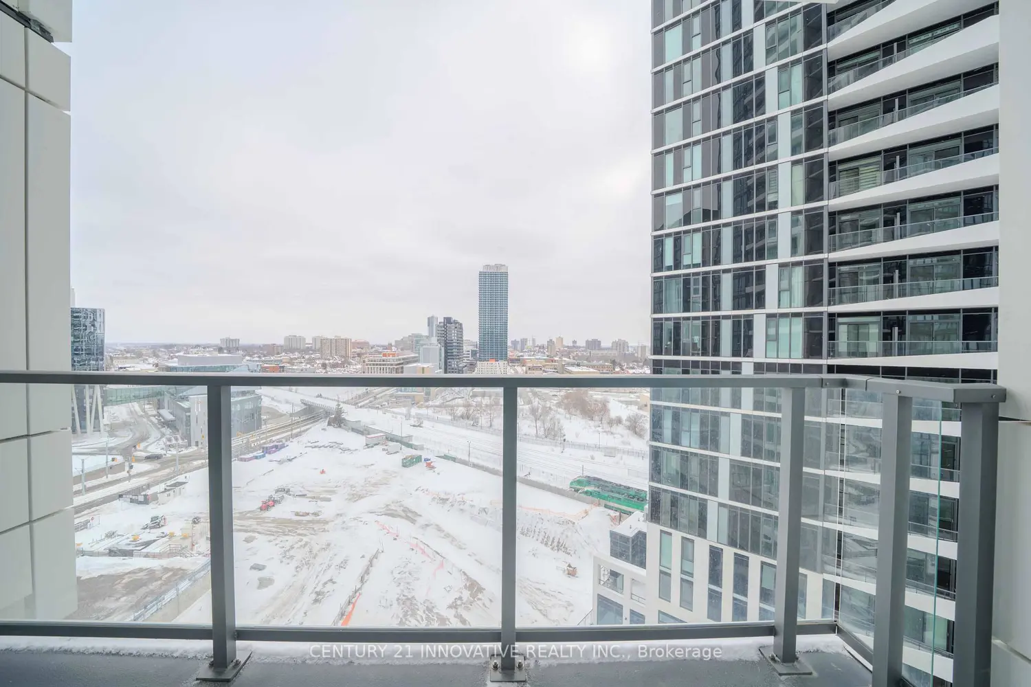 Additional image 13 of 15 Wellington Street 1005