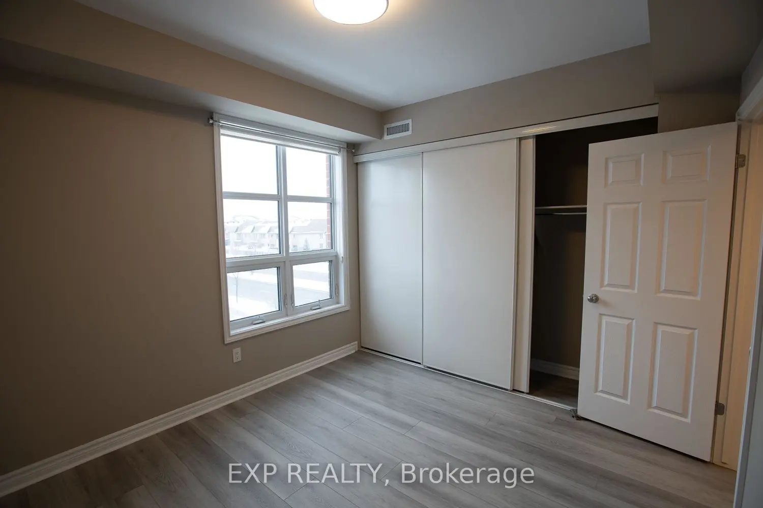 Additional image 12 of 301 Bayrose Drive 305