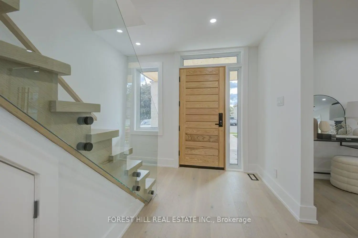 Additional image 2 of 4392 Ontario Street