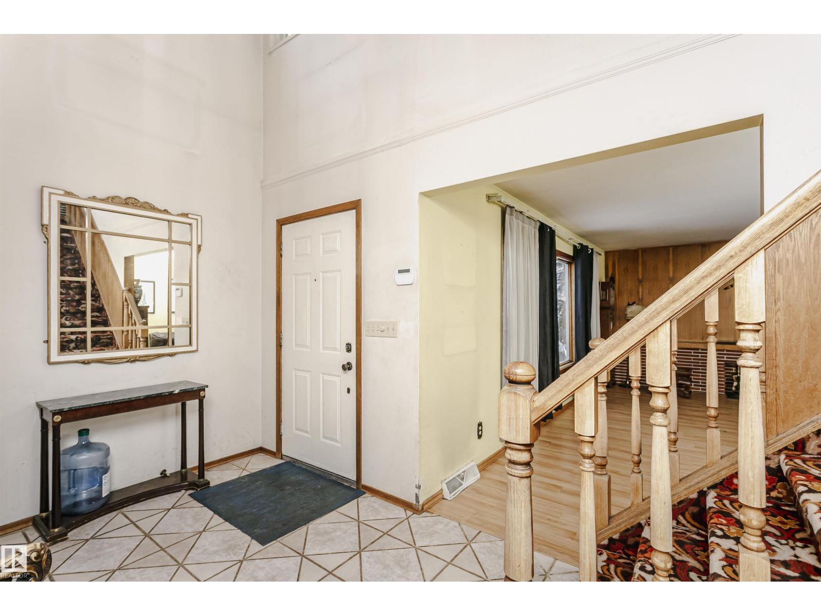 Additional image 3 of 10819 54 Avenue NW, Edmonton, AB, T6H0T8