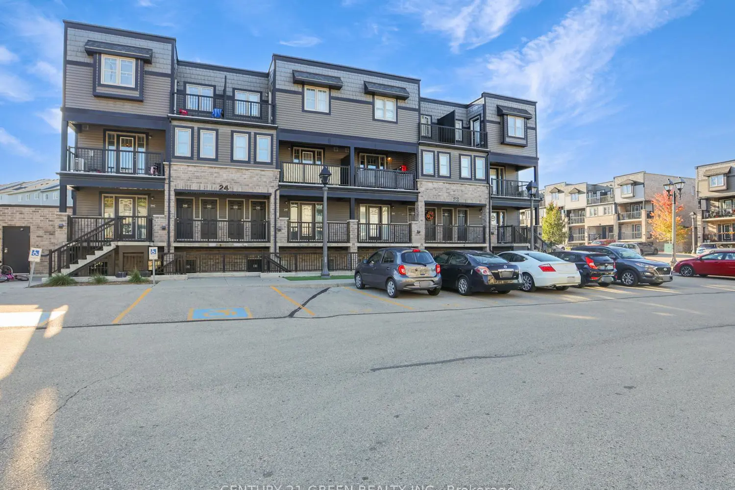 1989 Ottawa Street 23G