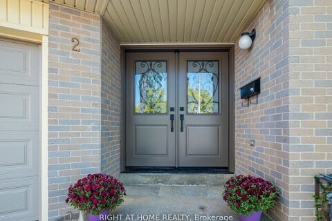 Additional image 8 of 2 Giles Court, Toronto, ON, M9V 4C5