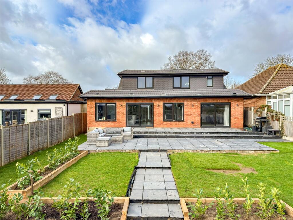 Additional image 15 of Robert Avenue, St. Albans, Hertfordshire, AL1