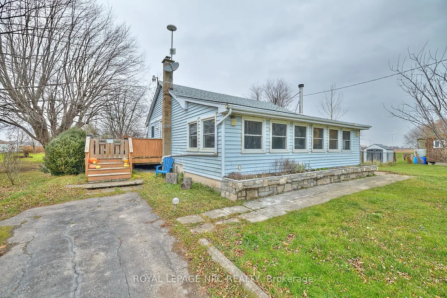 Additional image 2 of 48 Derner Line