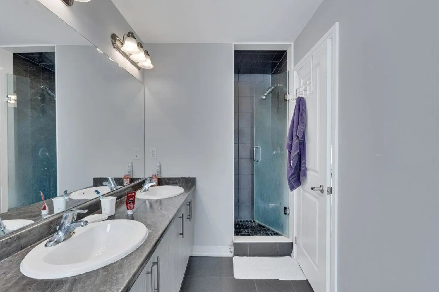 Additional image 13 of 890 Sobeski Avenue