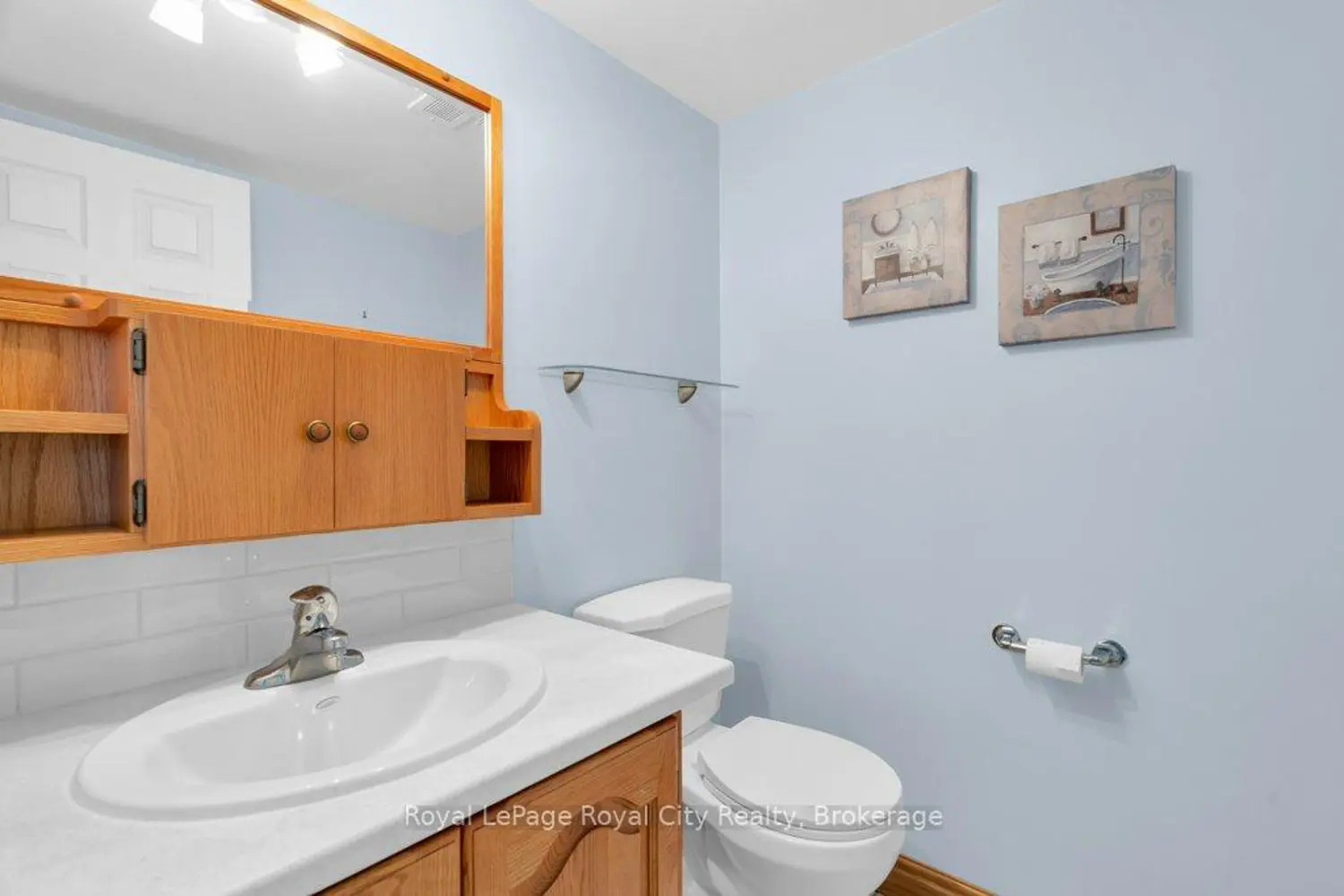 Additional image 8 of 19 Woodlawn Road 614