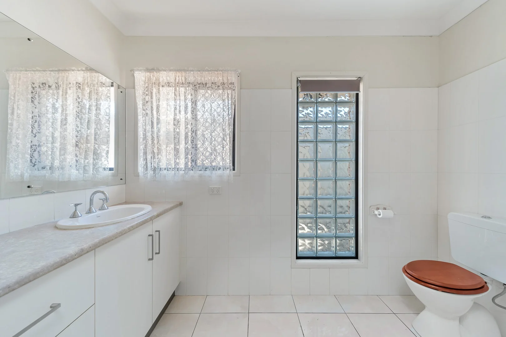 Additional image 16 of 3 Mooney Crescent, Emerald QLD 4720