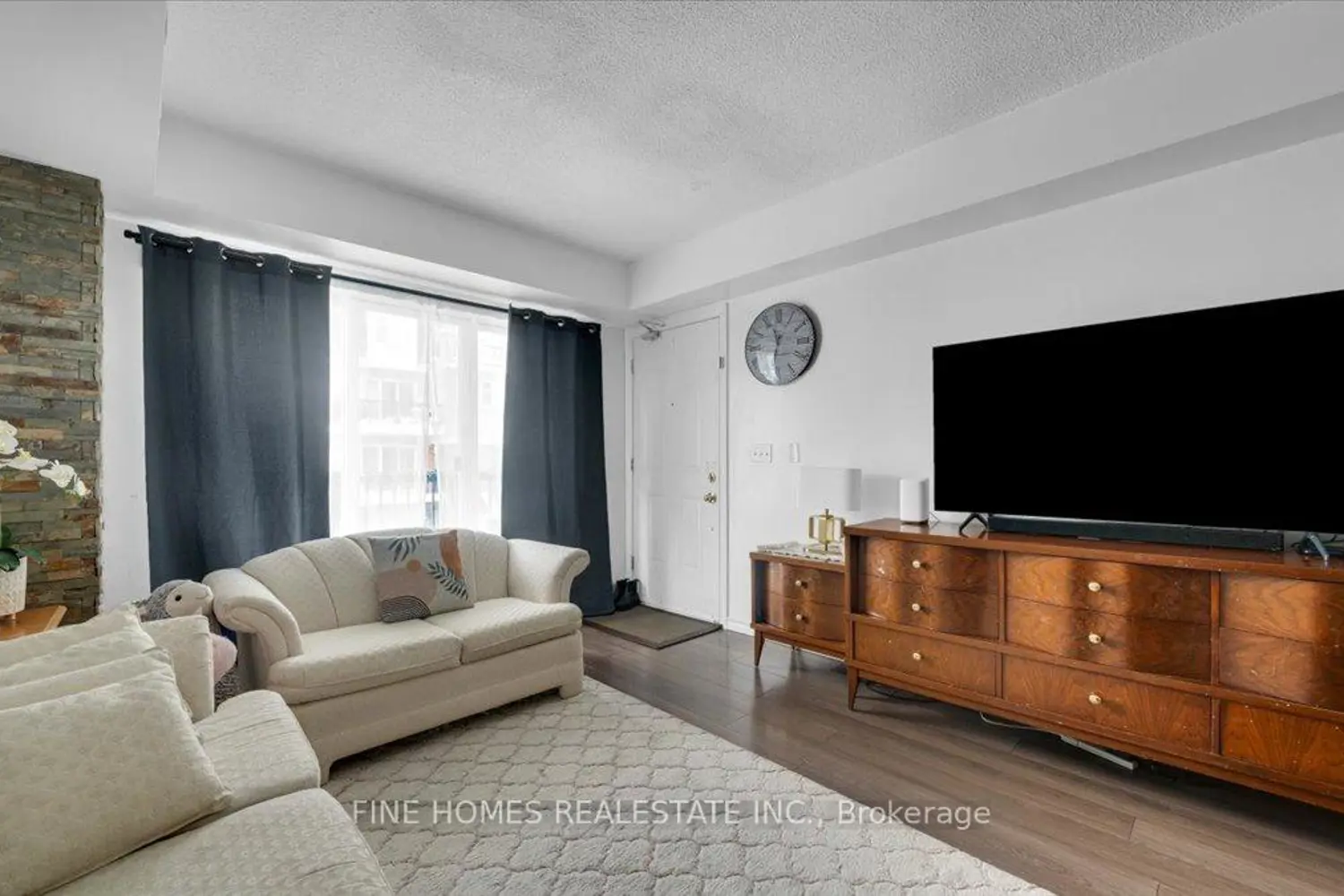Additional image 3 of 3041 Finch Avenue 2072