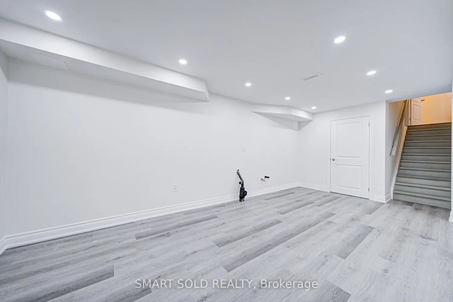 Additional image 17 of 99 Chouinard Way