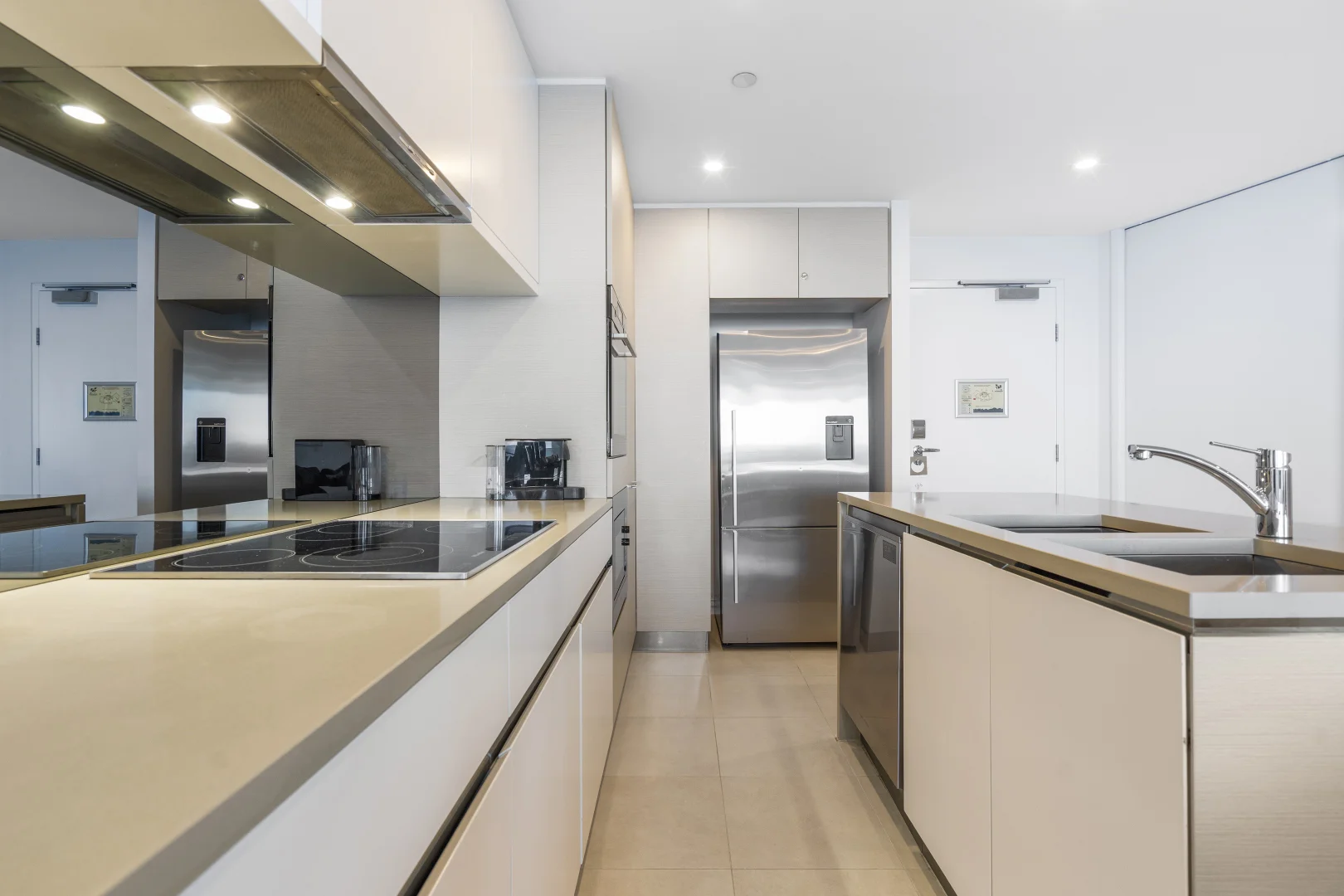 Additional image 19 of 5102/4 The Esplanade, Surfers Paradise QLD 4217